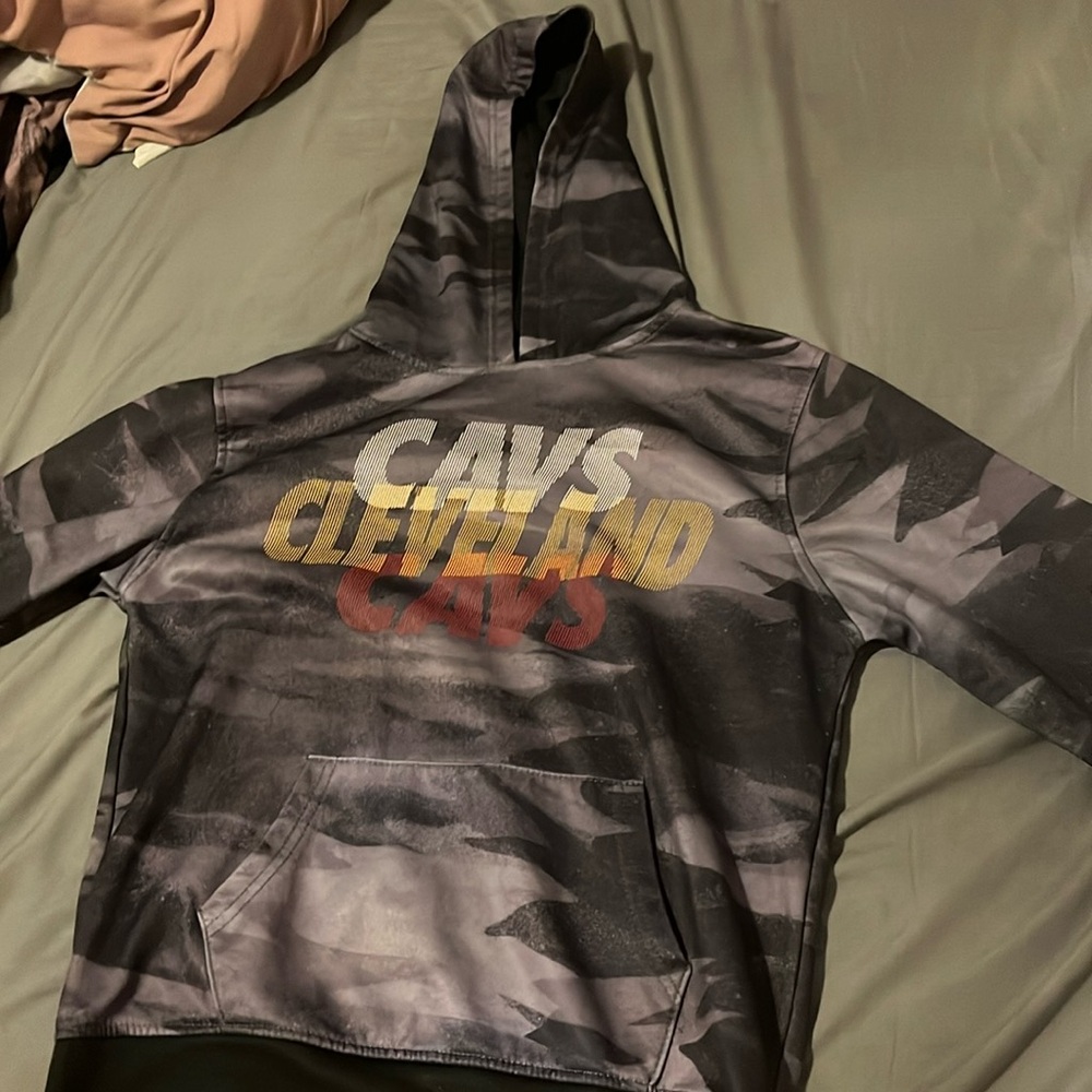 10-12 boys hoodie user but good shape